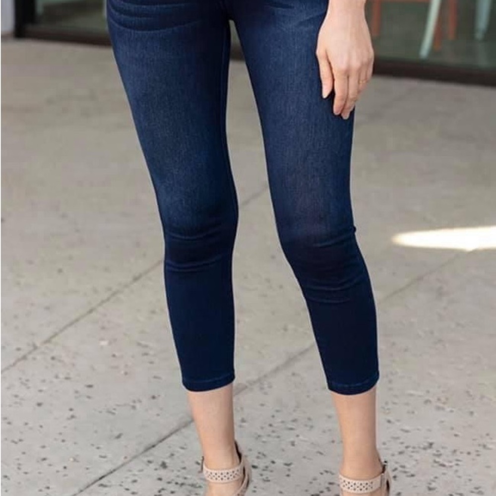 Grace & Lace cropped happy pants